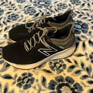 New Balance size 7.5 women’s